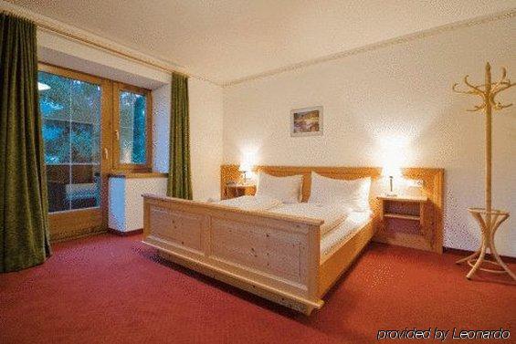 בריקסן אים טהלה Hotel Reitlwirt חדר תמונה