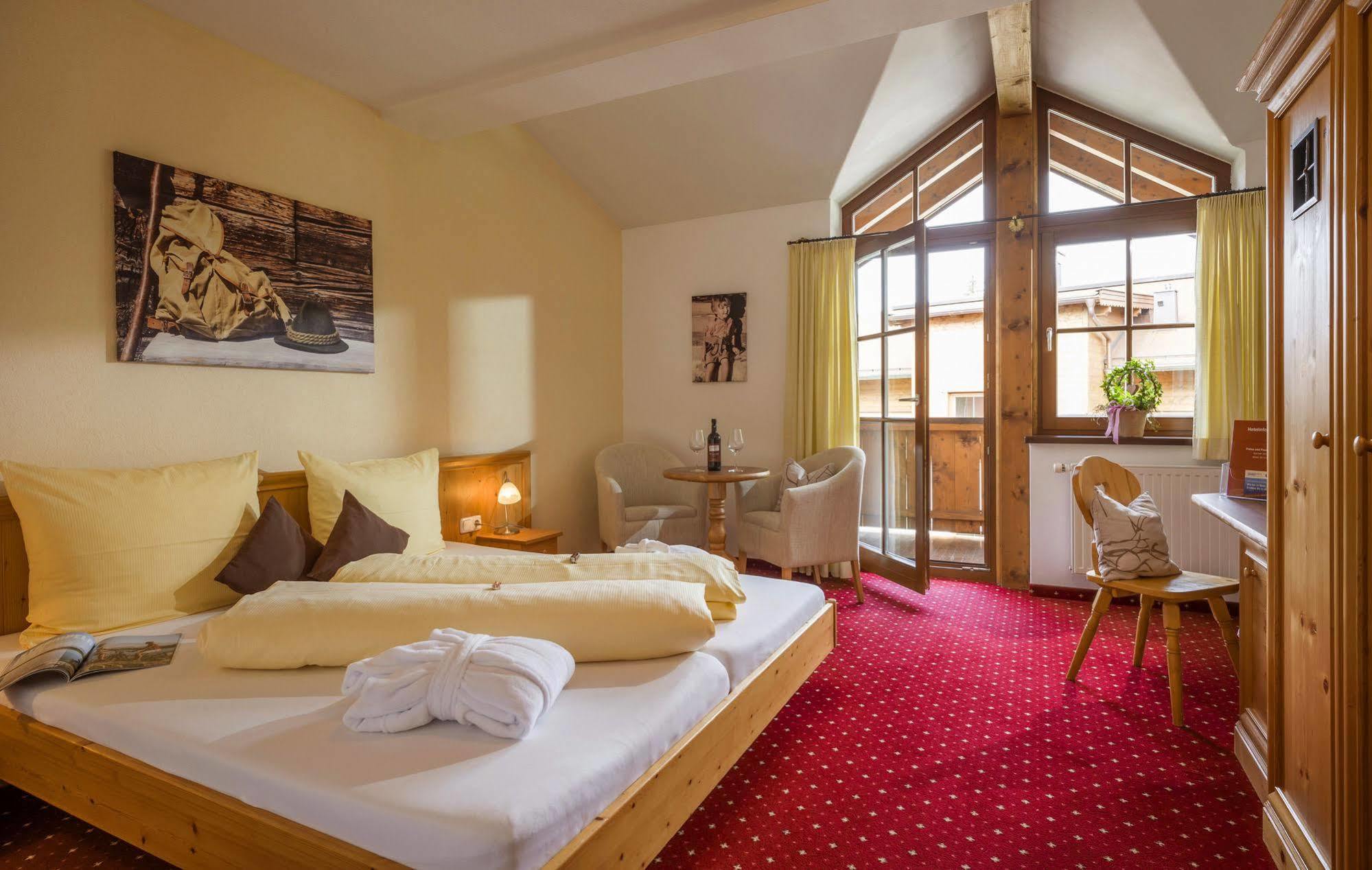 בריקסן אים טהלה Hotel Reitlwirt מראה חיצוני תמונה