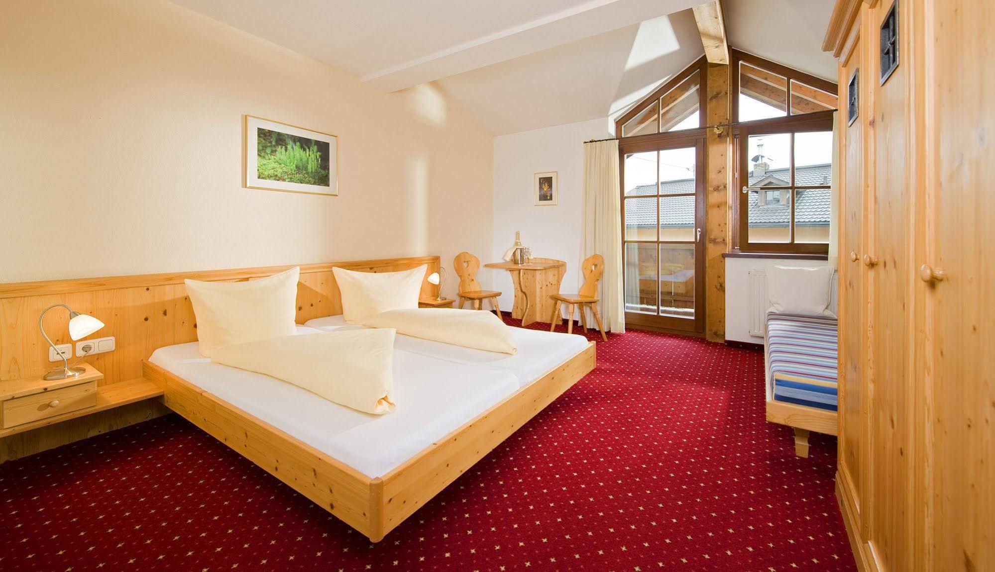 בריקסן אים טהלה Hotel Reitlwirt מראה חיצוני תמונה